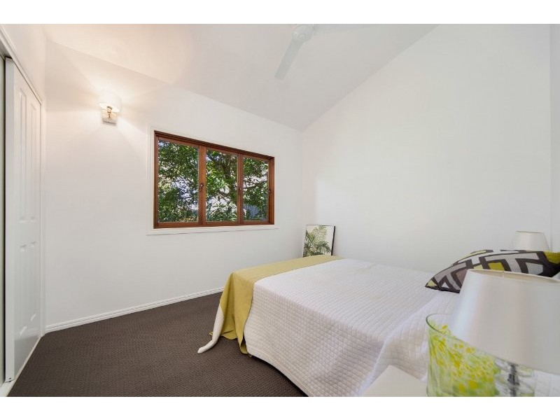 2 Raintree Place, Edge Hill QLD 4870