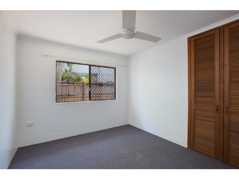 458 Varley, Yorkeys Knob QLD 4878