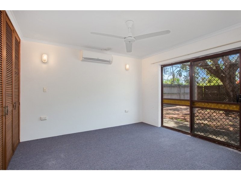 458 Varley, Yorkeys Knob QLD 4878