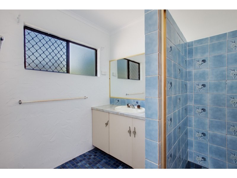 458 Varley, Yorkeys Knob QLD 4878