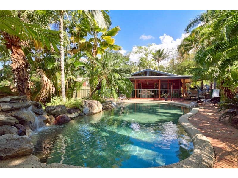 5 Cantal, Smithfield QLD 4878