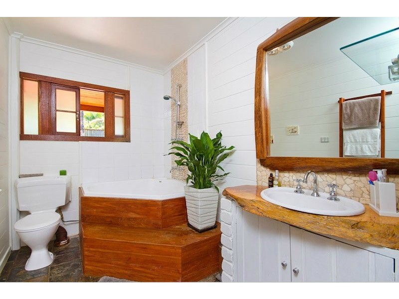 5 Cantal, Smithfield QLD 4878