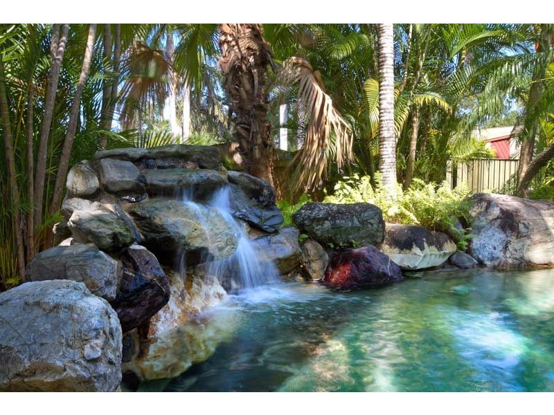 5 Cantal, Smithfield QLD 4878