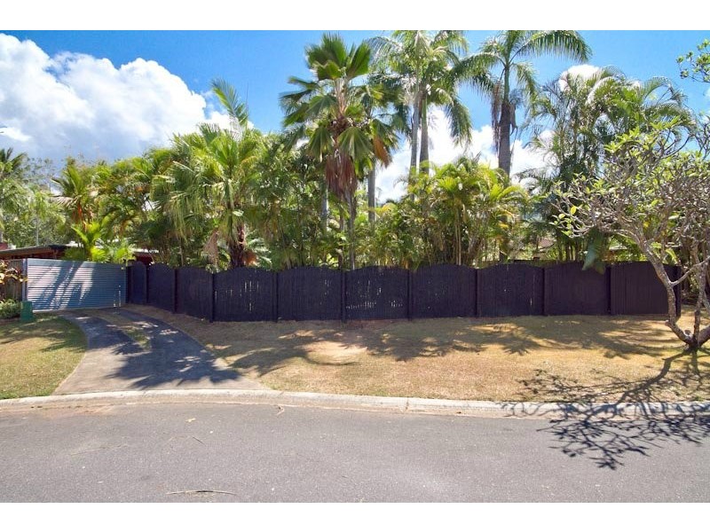 5 Cantal, Smithfield QLD 4878