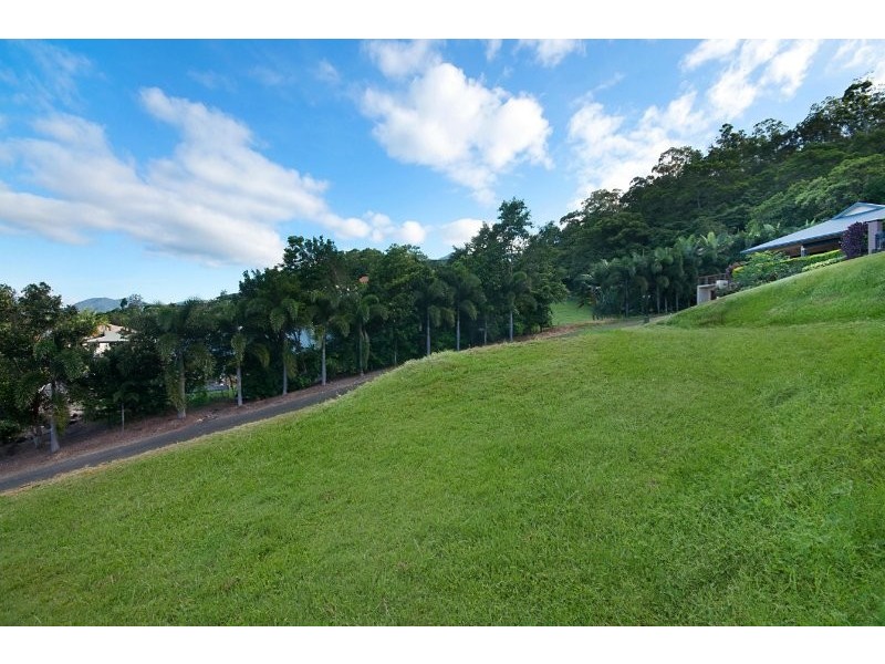 11 Senate Street, Bentley Park QLD 4869