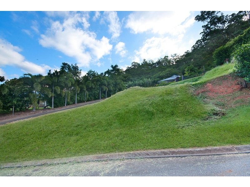 11 Senate Street, Bentley Park QLD 4869