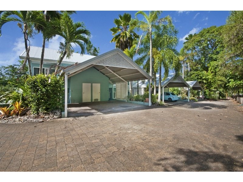 1/74-78 Old Smithfield Road, Freshwater QLD 4870