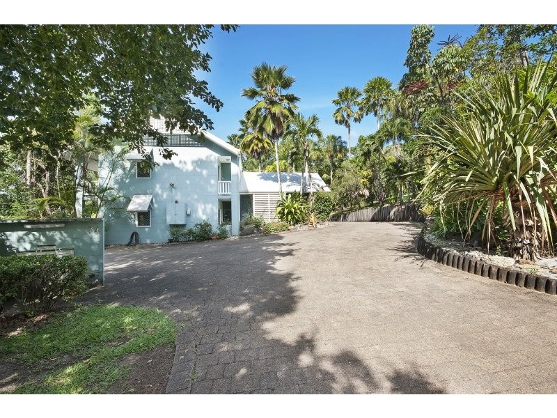 1/74-78 Old Smithfield Road, Freshwater QLD 4870