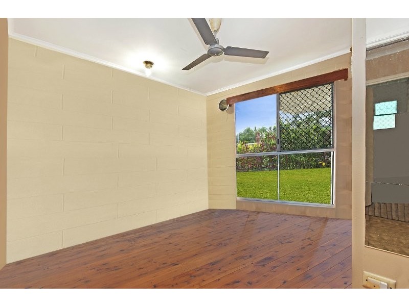 22 Anderson Road, Woree QLD 4868