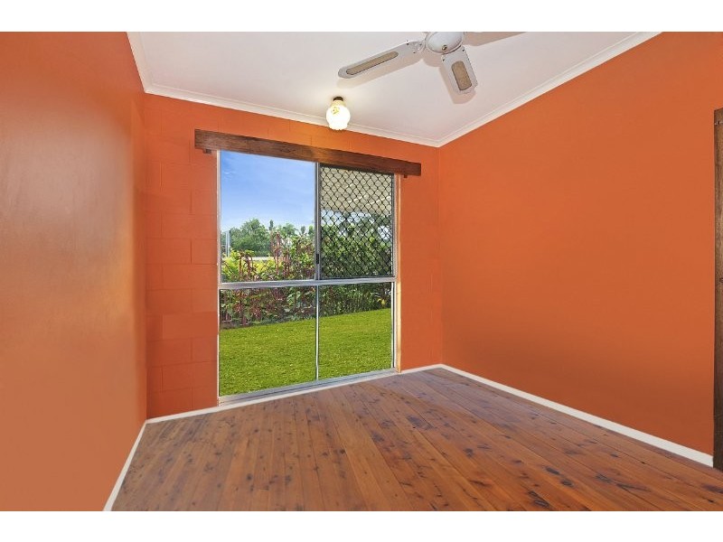 22 Anderson Road, Woree QLD 4868