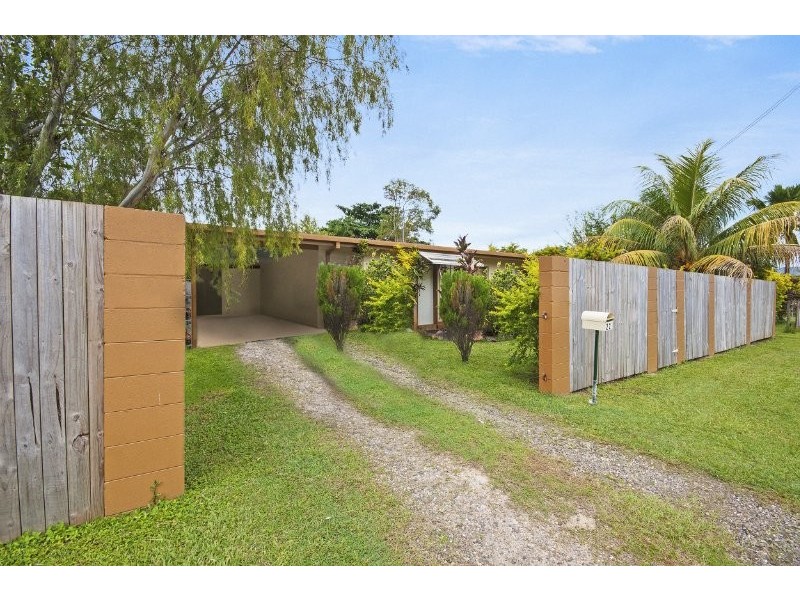 22 Anderson Road, Woree QLD 4868