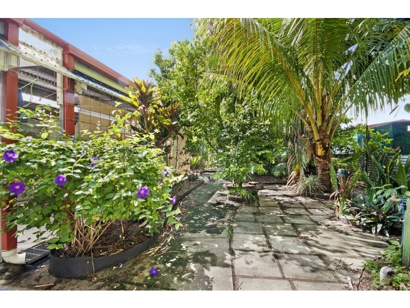 251 Aumuller Street, Westcourt QLD 4870