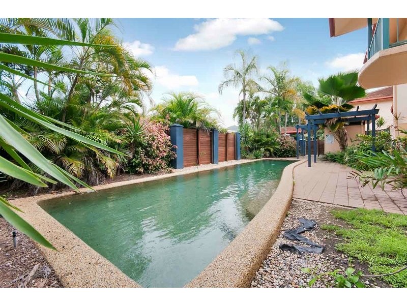42 Springfield Crescent, Manoora QLD 4870