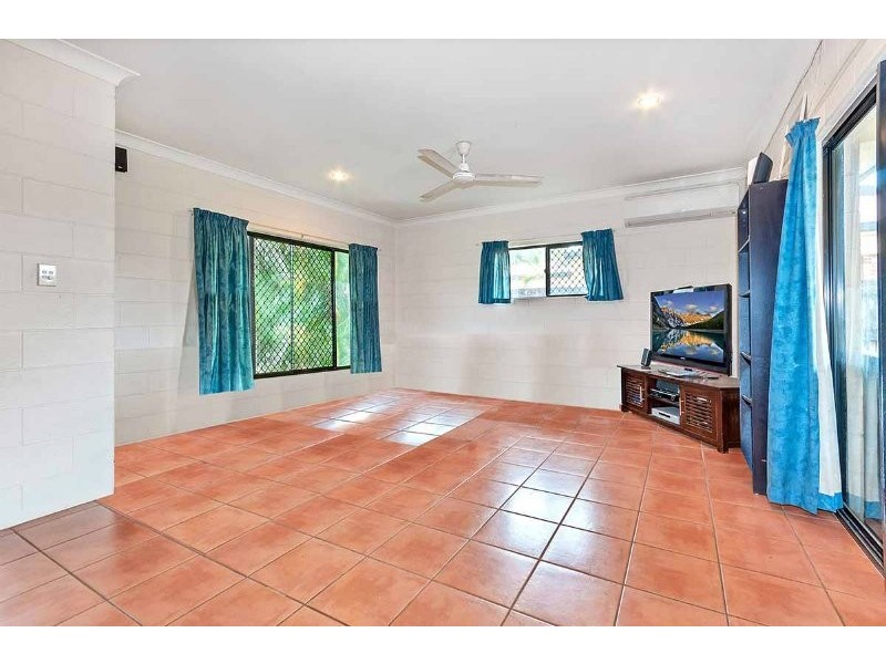 12 Avondale Street, Mount Sheridan QLD 4868