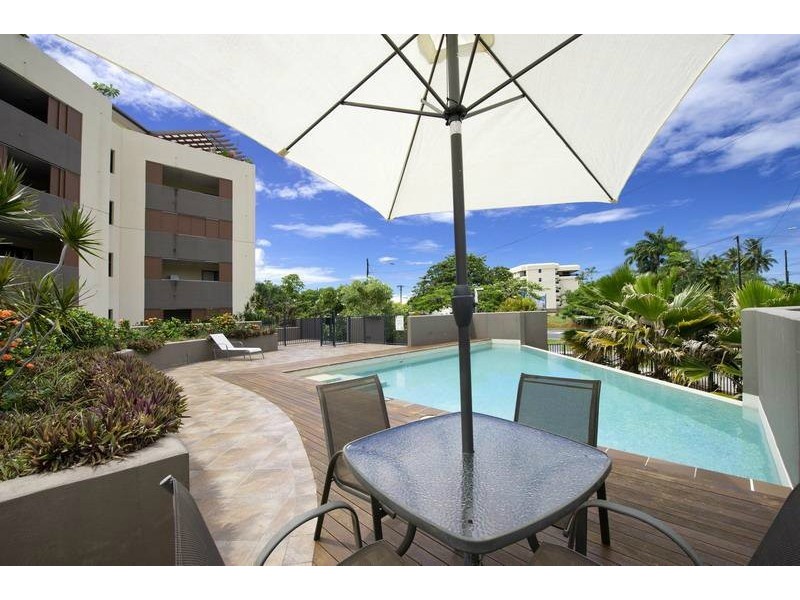 92 Digger Street, Cairns North QLD 4870