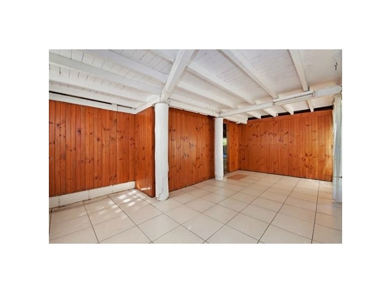 11 Law Street, Cairns North QLD 4870