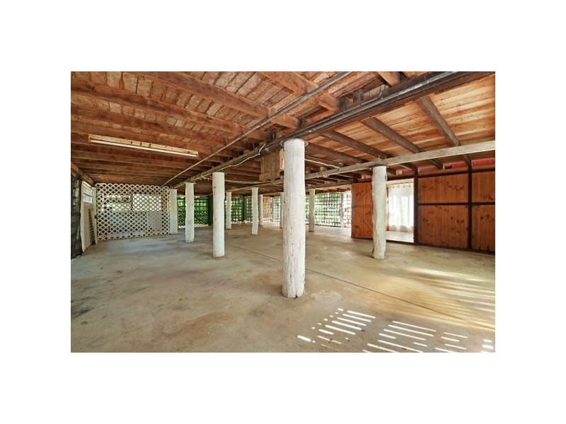 11 Law Street, Cairns North QLD 4870