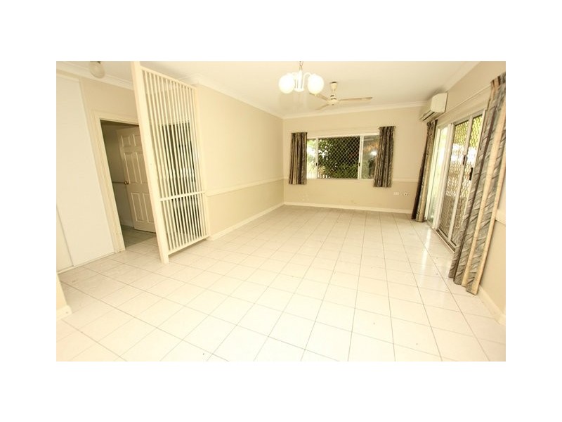 2/12 Grantala Street, Manoora QLD 4870