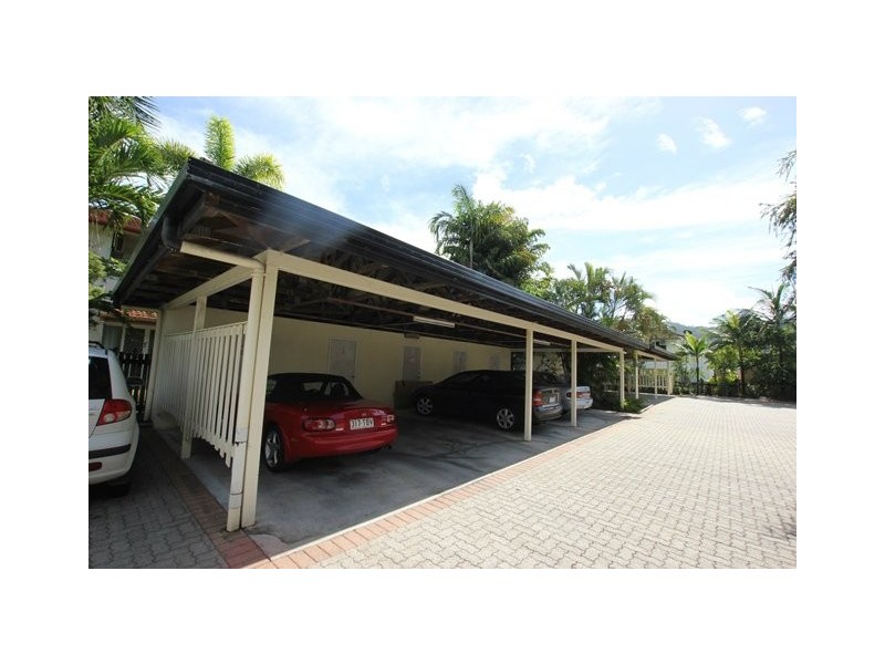 2/12 Grantala Street, Manoora QLD 4870