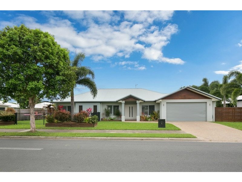1 CHYSTANTHUS ST, Trinity Park QLD 4879