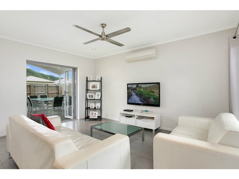 1 CHYSTANTHUS ST, Trinity Park QLD 4879
