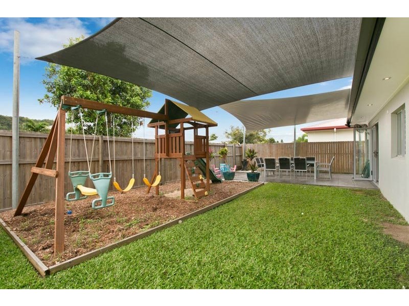 1 CHYSTANTHUS ST, Trinity Park QLD 4879