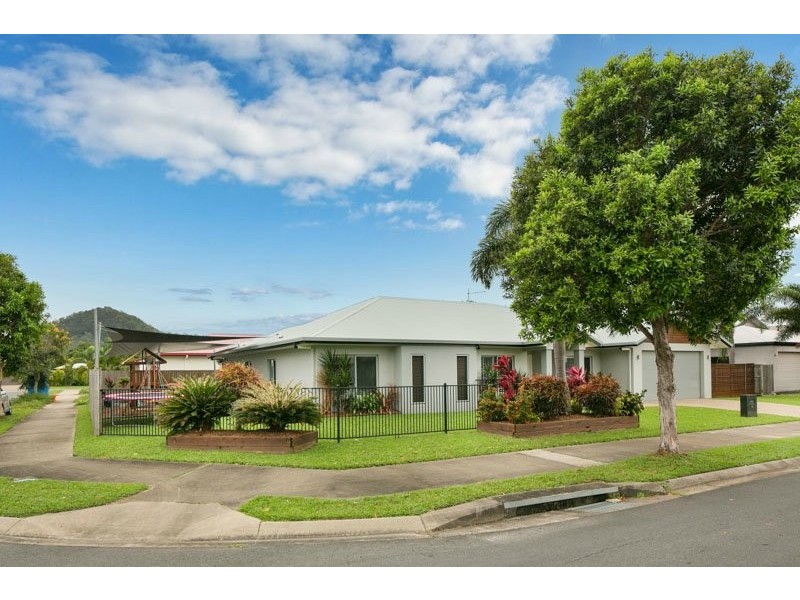 1 CHYSTANTHUS ST, Trinity Park QLD 4879