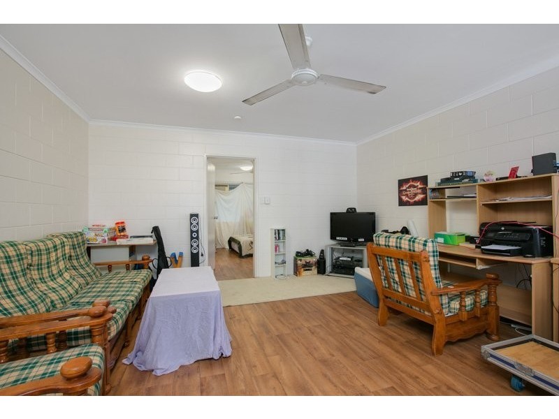 8/171 Hoare Street, Manunda QLD 4870