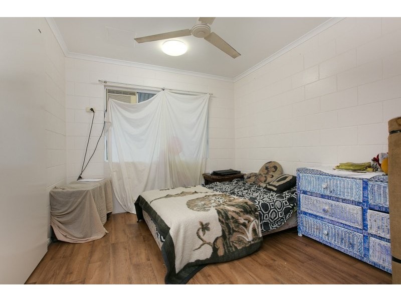 8/171 Hoare Street, Manunda QLD 4870