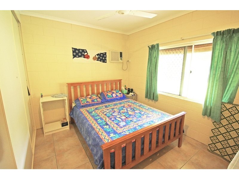 2-6 Lake Placid Road, Kamerunga Villas, Caravonica QLD 4878
