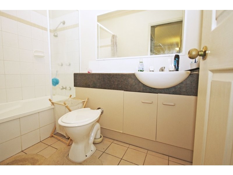 4/7A Grantala Street, Manoora QLD 4870