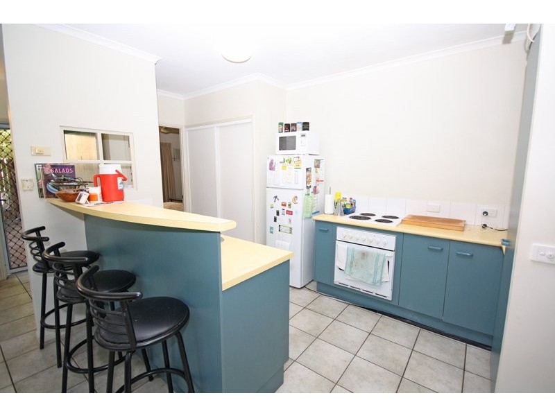 4/7A Grantala Street, Manoora QLD 4870