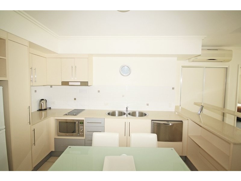 608/6 Lake Street, Cairns City QLD 4870