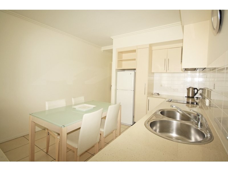 608/6 Lake Street, Cairns City QLD 4870