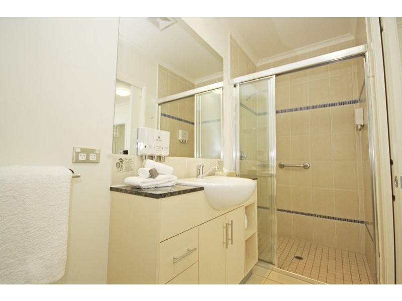 608/6 Lake Street, Cairns City QLD 4870