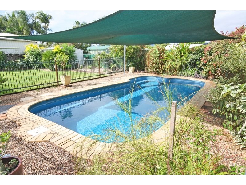 Bentley Park QLD 4869