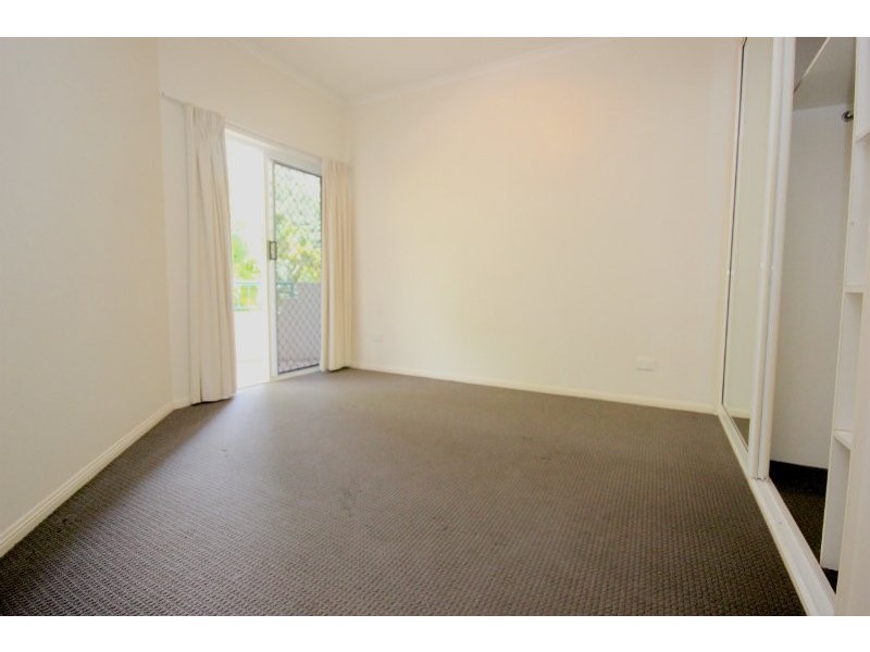 9/34 Lily Street, Cairns North QLD 4870