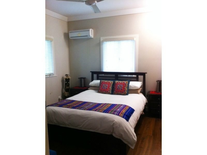 Bungalow QLD 4870