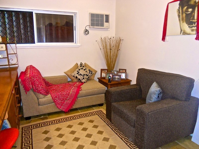 32 Watson Street, Earlville QLD 4870