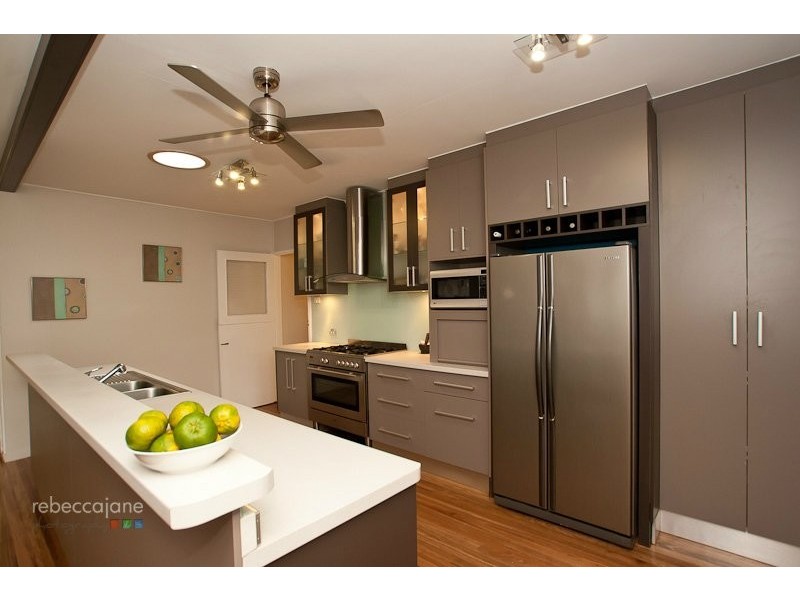 32 Watson Street, Earlville QLD 4870