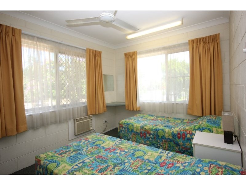 18/276 Sheridan Street, Cairns North QLD 4870