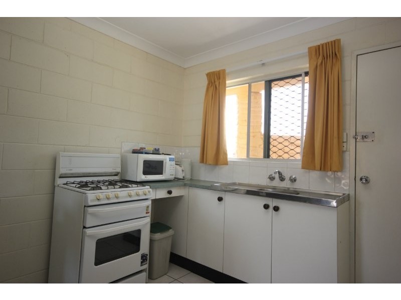 18/276 Sheridan Street, Cairns North QLD 4870