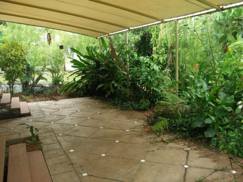 14/404 McCoombe Street, Mooroobool QLD 4870