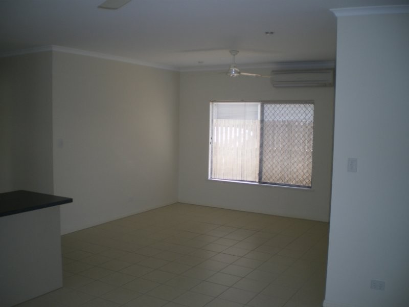 185 Timberlea Drive, Bentley Park QLD 4869