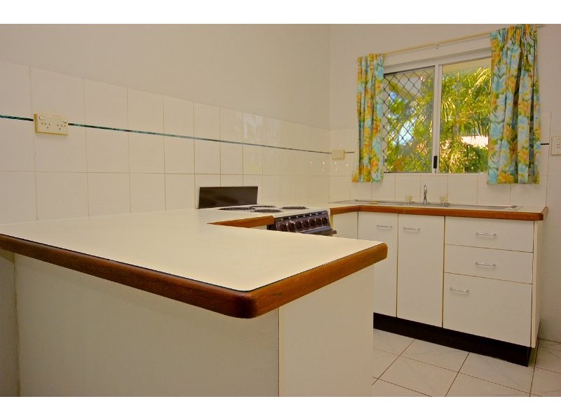 13/2 Mayers Street, Manunda QLD 4870