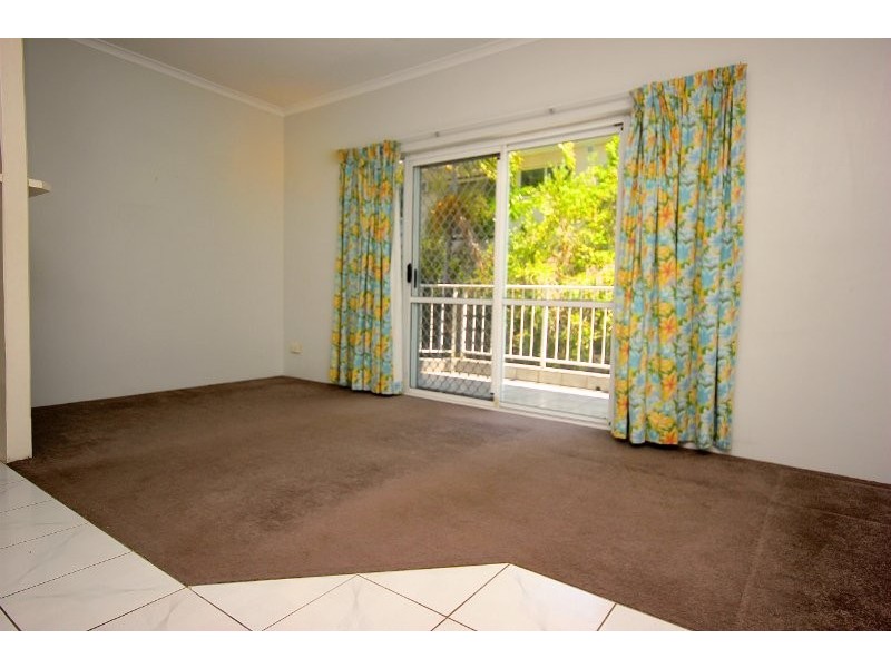 13/2 Mayers Street, Manunda QLD 4870