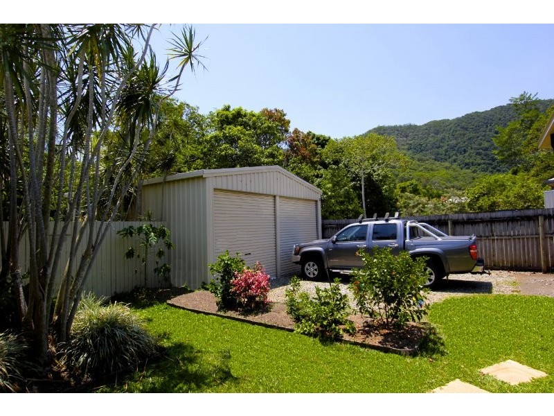 25 Goodsell Drive, Bentley Park QLD 4869