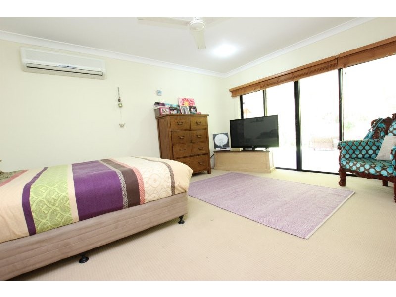 25 Goodsell Drive, Bentley Park QLD 4869