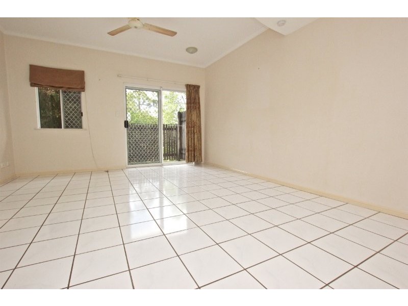 11/42 Springfield Crescent, Manoora QLD 4870