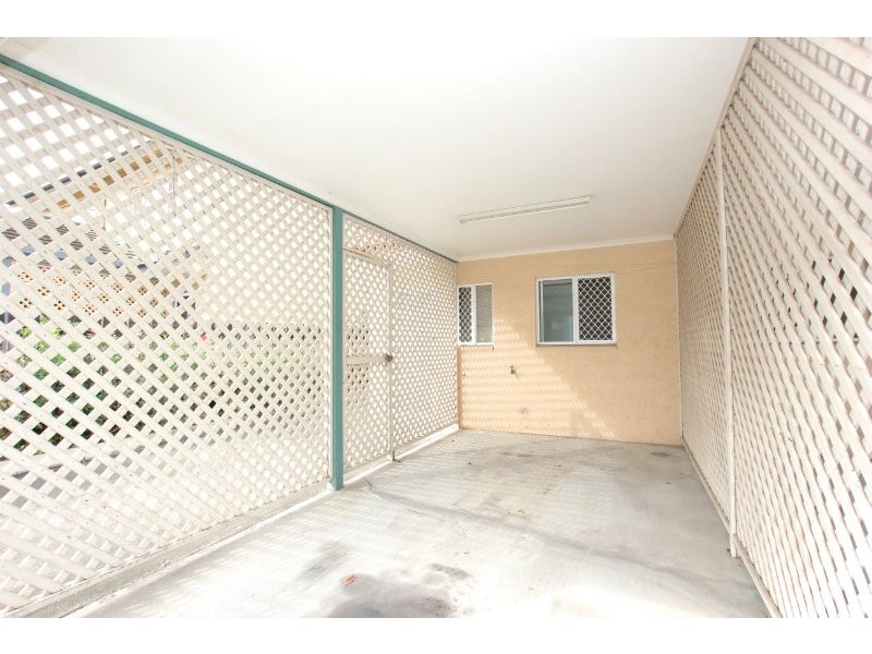 11/42 Springfield Crescent, Manoora QLD 4870